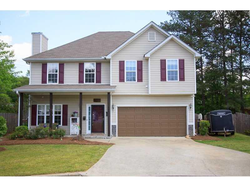203 Lexington Ct., Woodstock, GA 30189