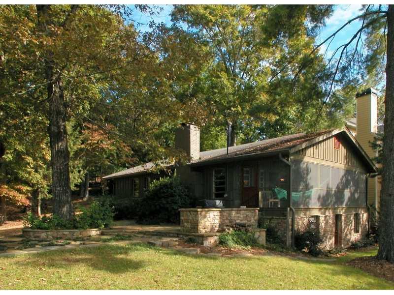 4845 Amal Ln., Gainesville, GA 30506