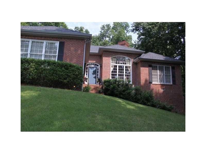 4541 Derby Ln., Smyrna, GA 30082