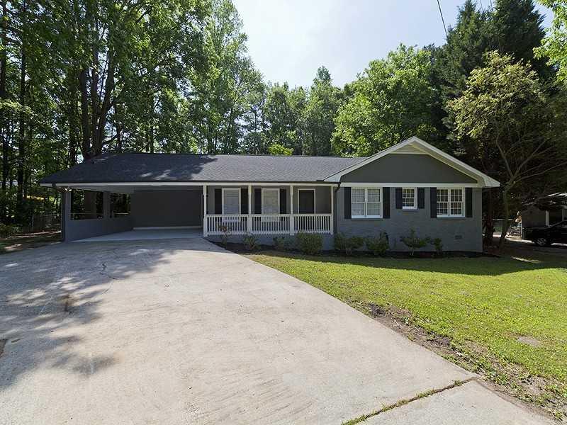 1438 Spring Valley Ln., Stone Mountain, GA 30087