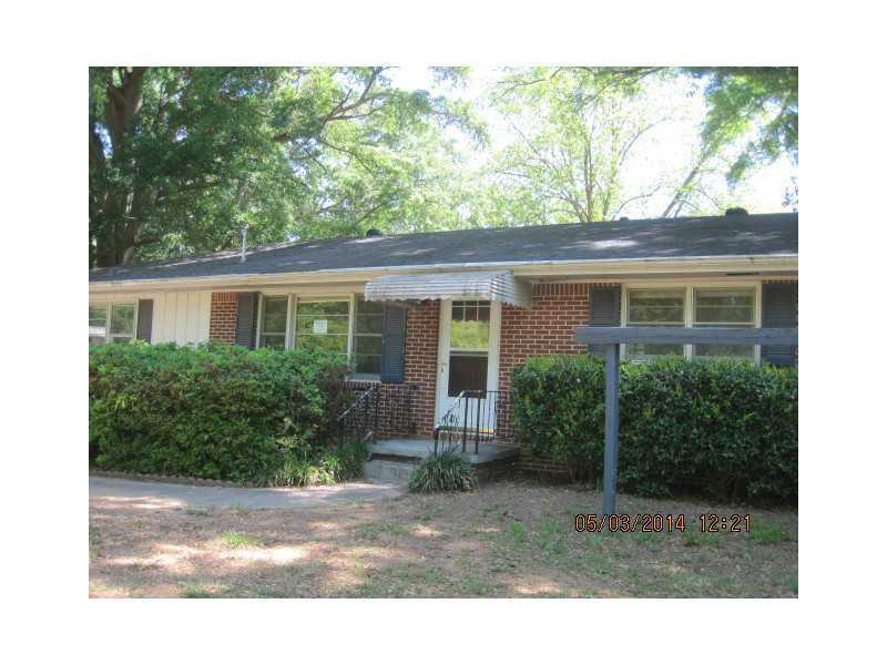 1654 Carolyn Dr., Stone Mountain, GA 30087