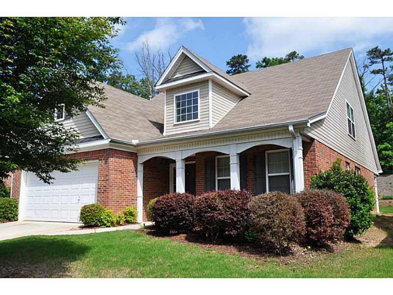 5549 Ashmoore Ct., Flowery Branch, GA 30542