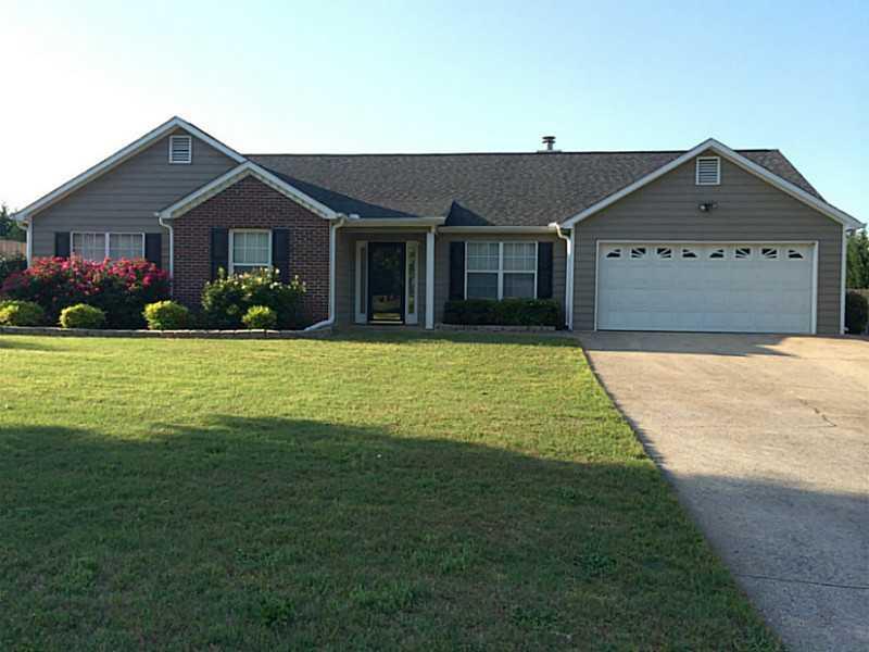 109 Bomar Ln., Douglasville, GA 30134