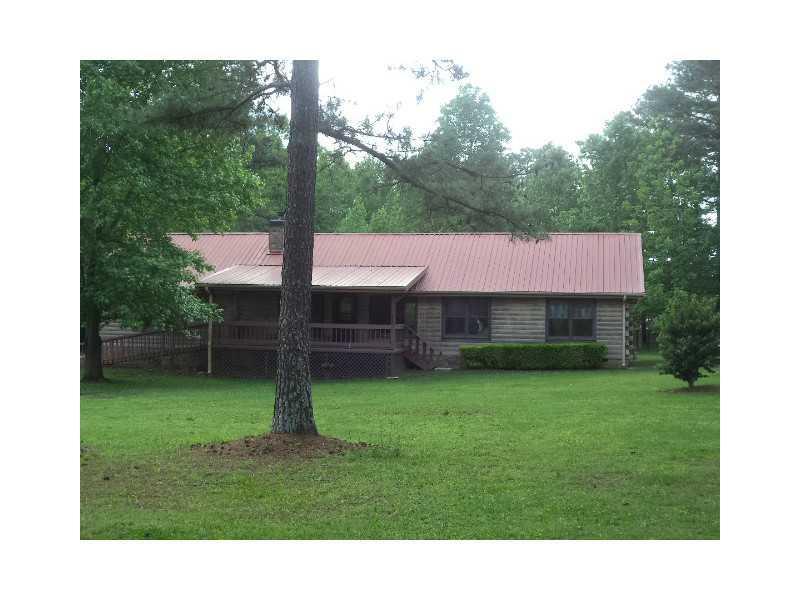 6811 Woodstock Rd., Acworth, GA 30102