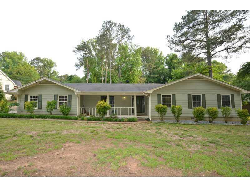 565 Cesarea Pl., Lilburn, GA 30047