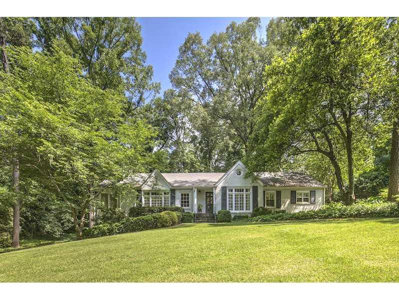 2611 Dellwood Dr., Atlanta, GA 30305