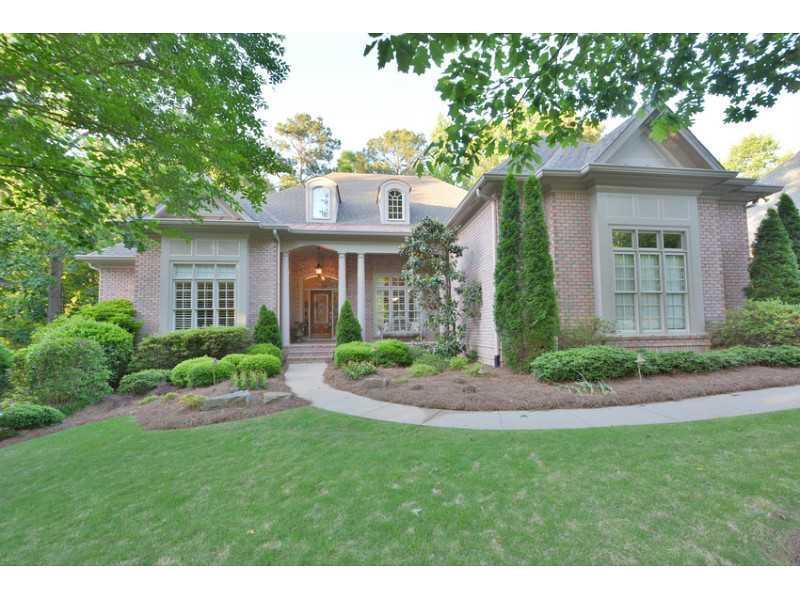 1095 River Laurel Dr., Suwanee, GA 30024