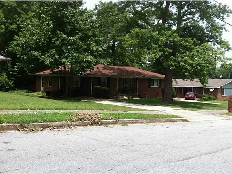 2434 Shamrock Dr., Decatur, GA 30032