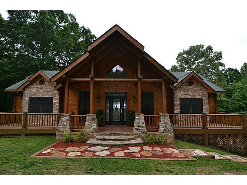 2061 Ravencliff Rd., Talking Rock, GA 30175