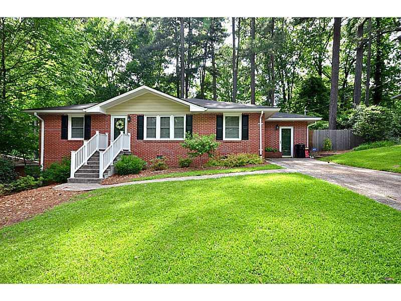 1062 Homewood Ct., Decatur, GA 30033