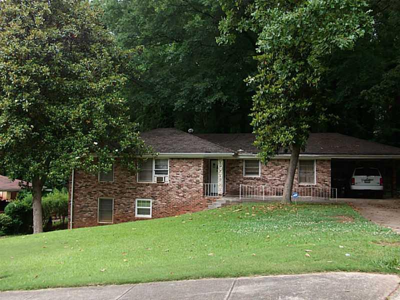 1696 Mary Lou Ln., Atlanta, GA 30316