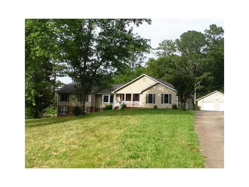 765 Arnold Mill Rd., Woodstock, GA 30188