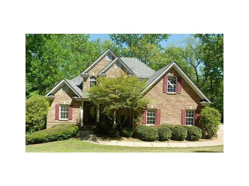 4713 Plantation Dr., Flowery Branch, GA 30542
