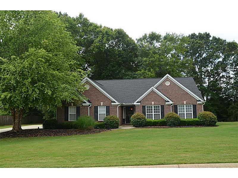 378 Meadowcreek Dr., Jefferson, GA 30549