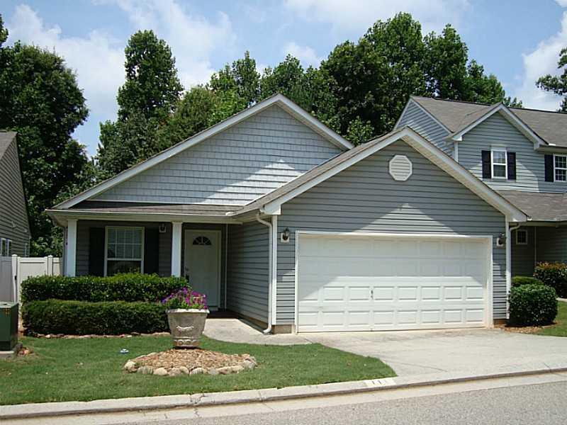 111 Topaz Dr., Dallas, GA 30132