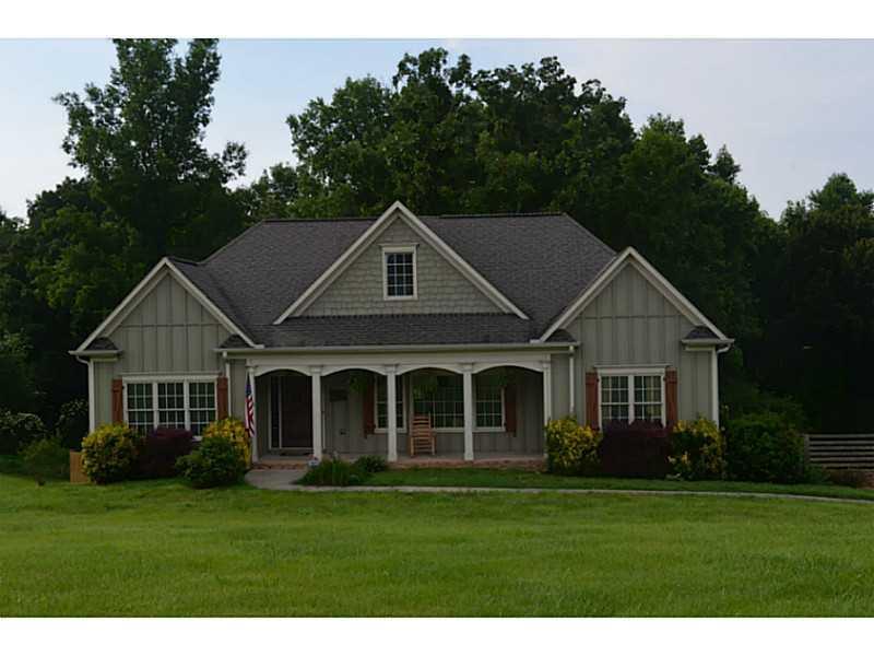 991 Antioch Church Rd., Talking Rock, GA 30175