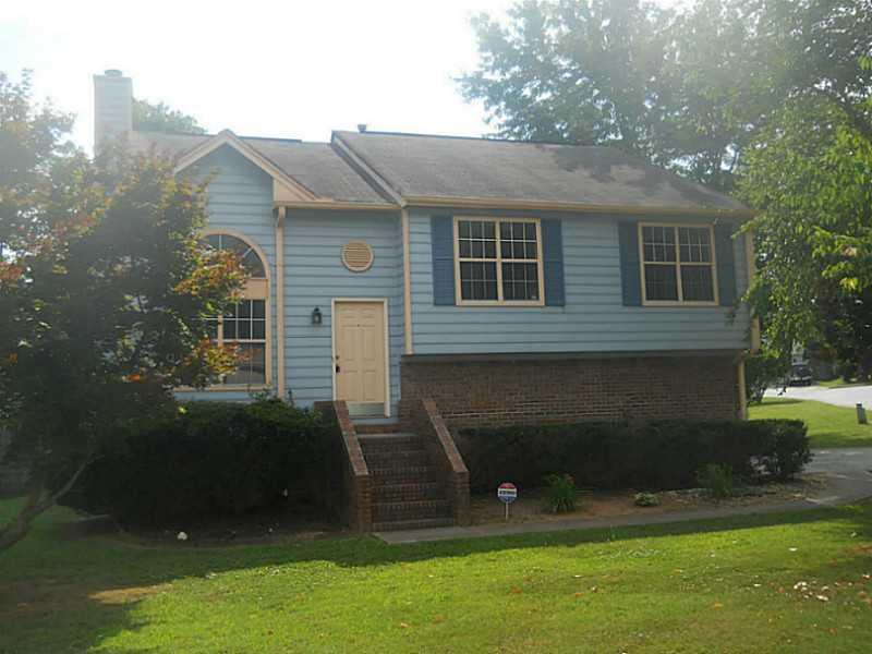 5617 Hunters Crossing Ct., Lithonia, GA 30038
