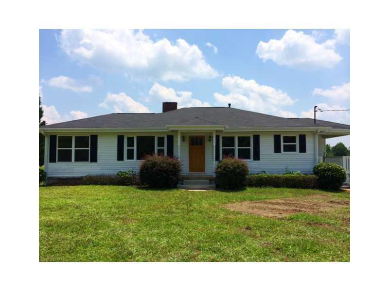 6528 Post, Douglasville, GA 30135