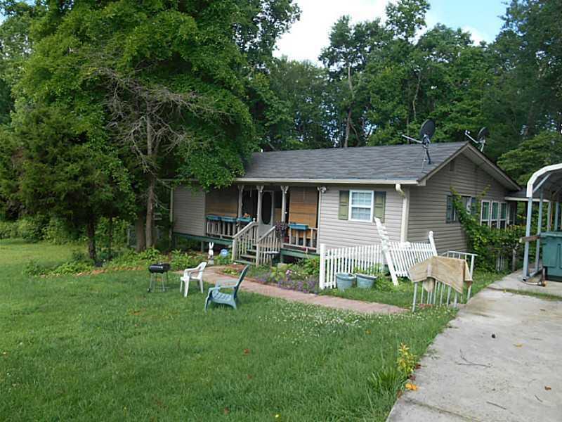 458 Hitchcock Rd., Dallas, GA 30157