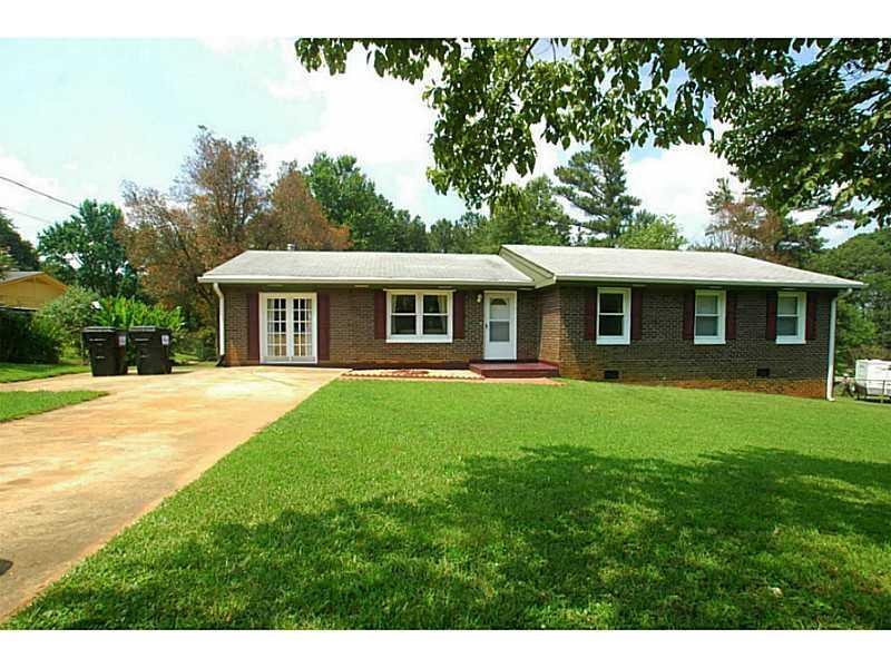 52 Hickory Ct., Dallas, GA 30157