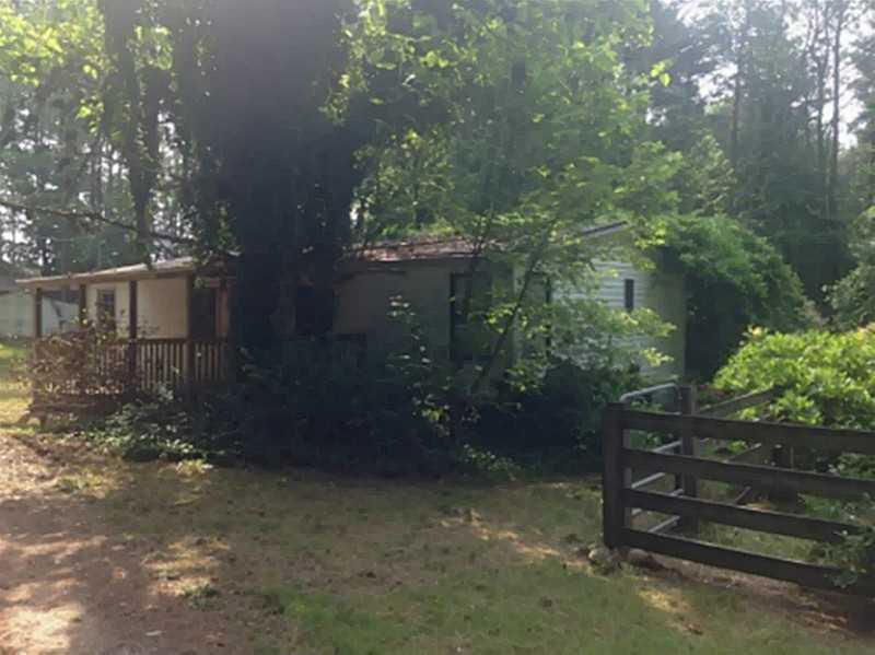 64 Bear Ct., Ball Ground, GA 30107