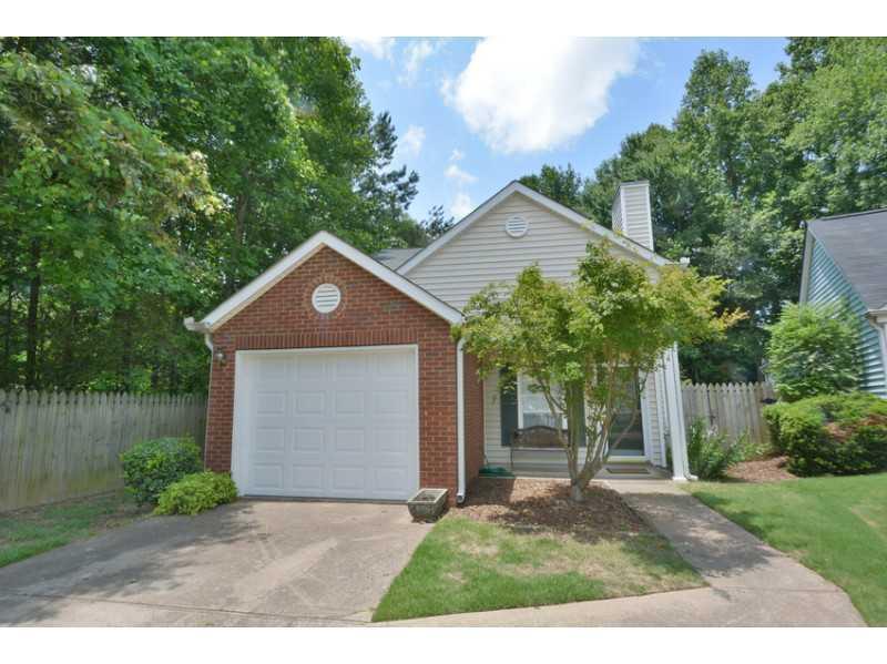 2752 Saint Charles Ln., Kennesaw, GA 30144