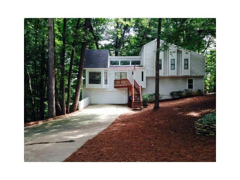 5164 Sunburst Dr., Norcross, GA 30092