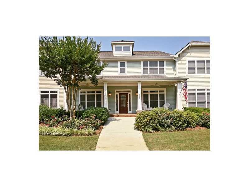 725 Freedom Ln., Roswell, GA 30075