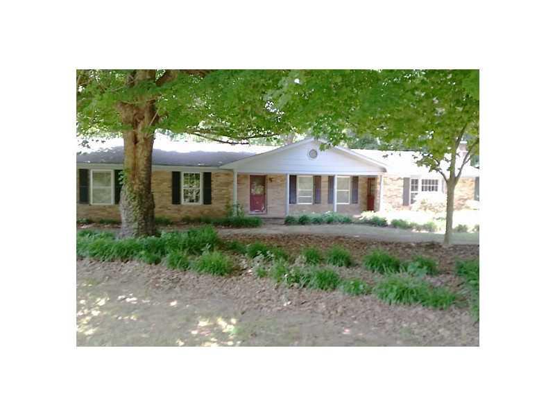 3124 Esther Dr., Gainesville, GA 30506