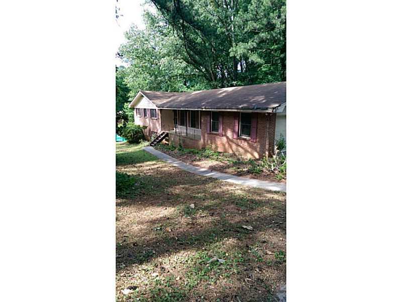 526 Johns Way, Lilburn, GA 30047