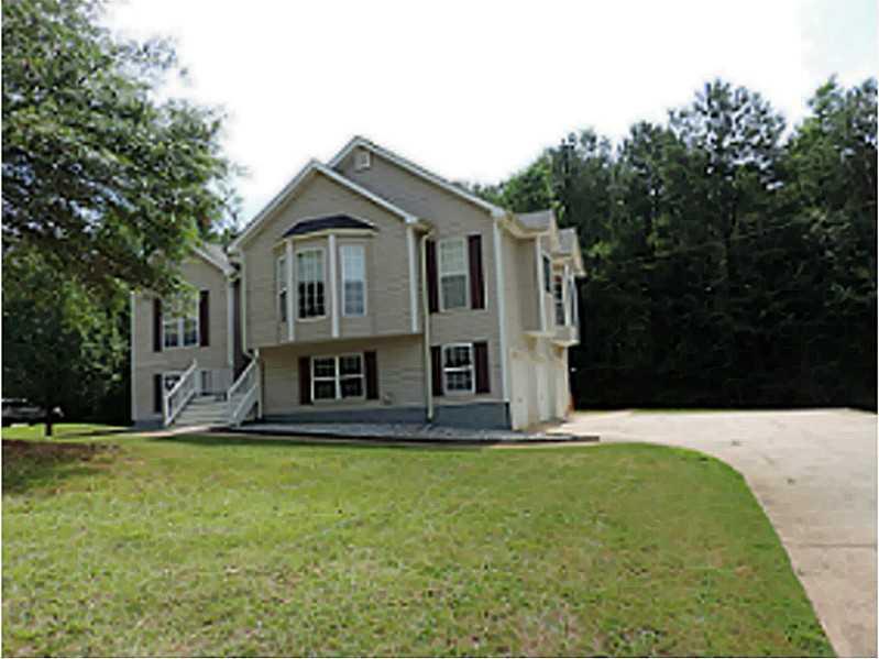 5214 Brookshire Ct., Douglasville, GA 30135