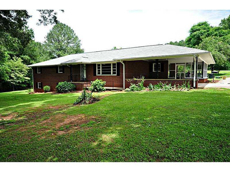 1059 Arnold Mill Rd., Woodstock, GA 30188