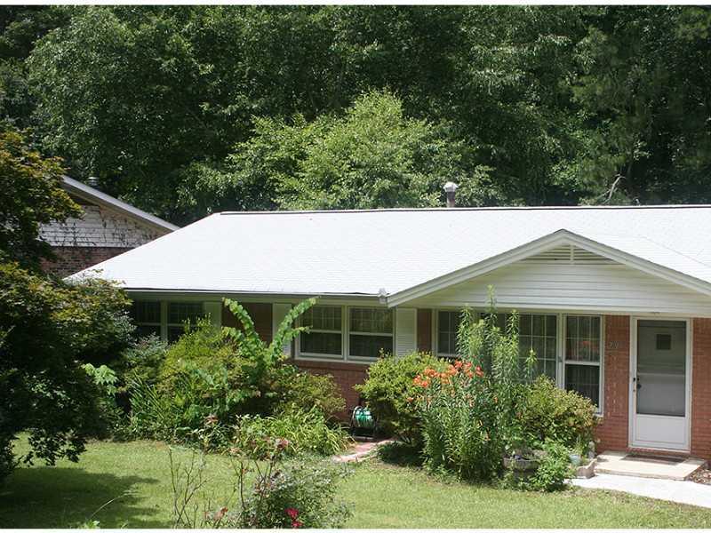 2215 Capehart Cir., Atlanta, GA 30345