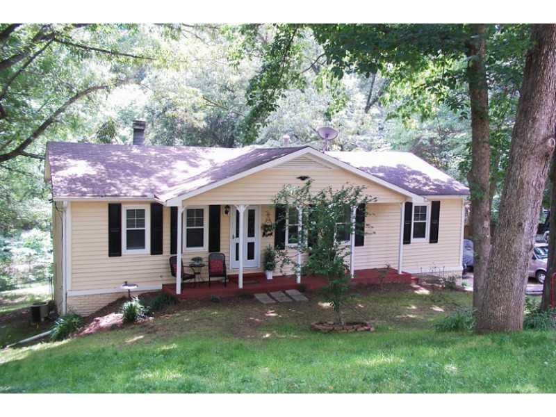 309 Nottingham Dr., Woodstock, GA 30188