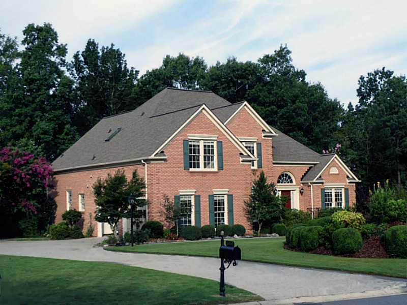 4050 Berkeley View Dr., Berkeley Lake, GA 30096