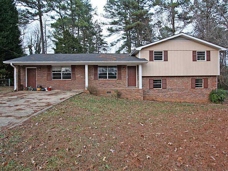 6022 Yoni Dr., Douglasville, GA 30135