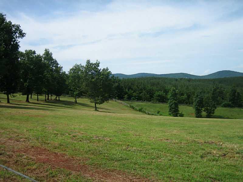 76 Farmhouse Rd., Ball Ground, GA 30107