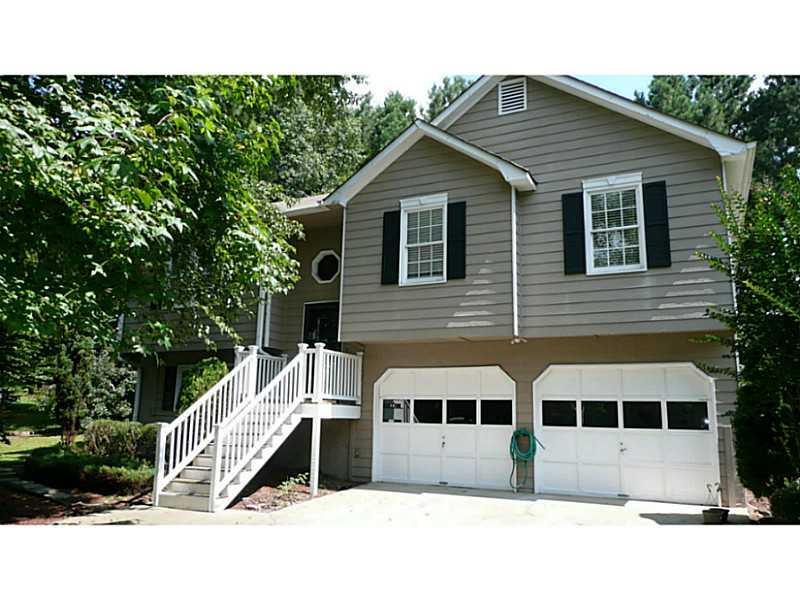 559 Dillon Dr., Douglasville, GA 30134