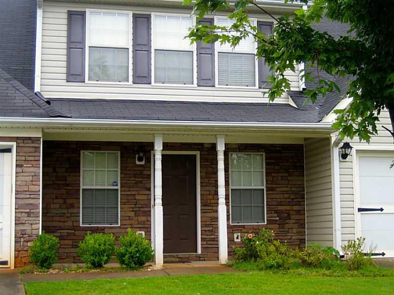 2015 Villiage Run Dr. #J8, McDonough, GA 30252
