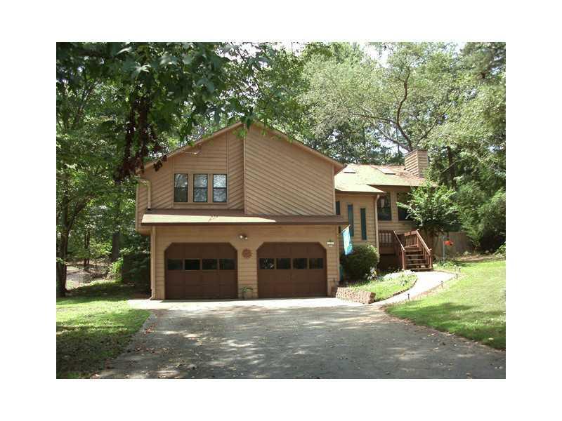 6013 Twin Pines Way, Acworth, GA 30102