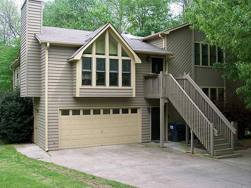 821 Tramore Ct., Powder Springs, GA 30127