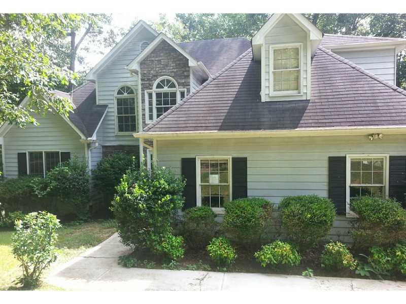 4 Due West Ln., Dallas, GA 30157