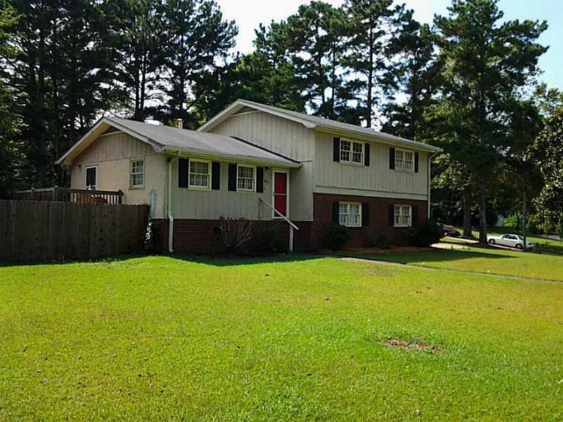 4421 Elmwood Ct., Douglasville, GA 30135