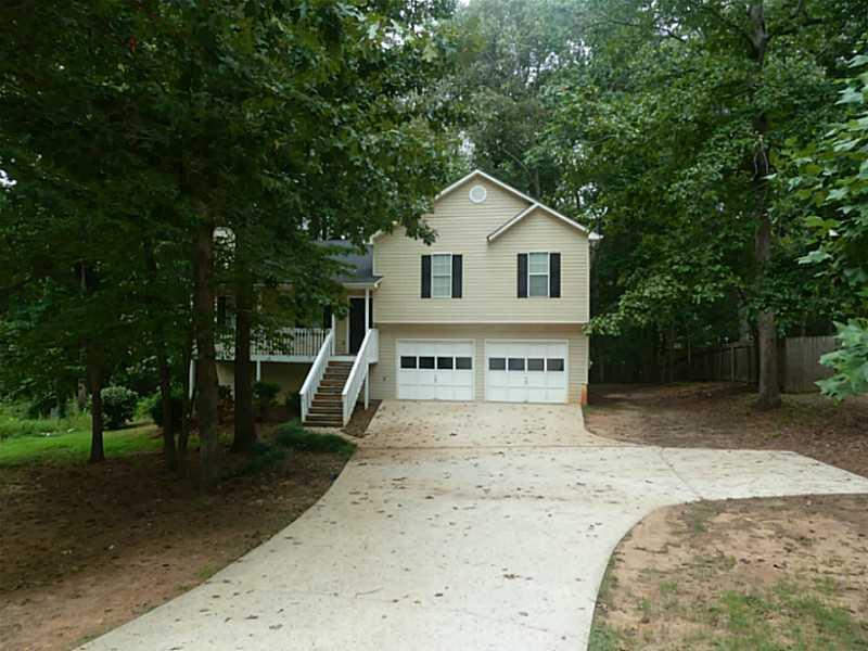459 Bakers Bridge Cir., Douglasville, GA 30134