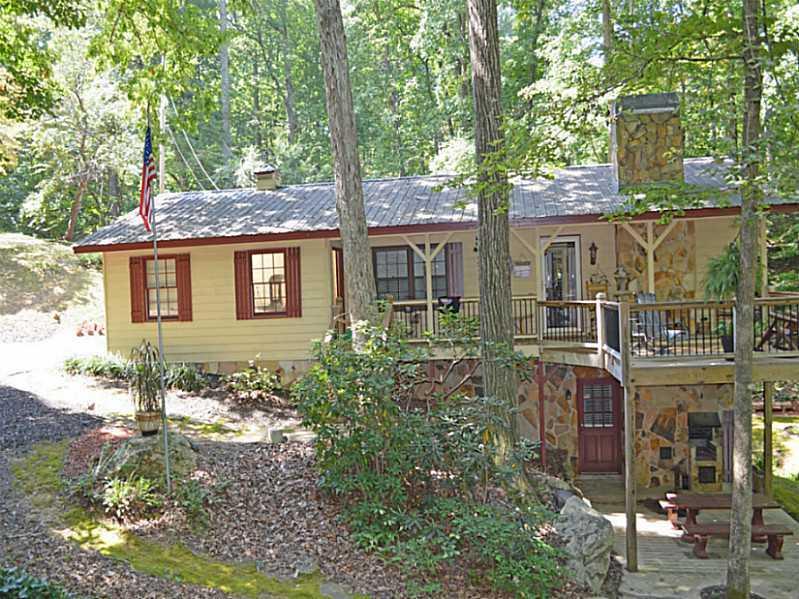 6057 River Rd., Flowery Branch, GA 30542