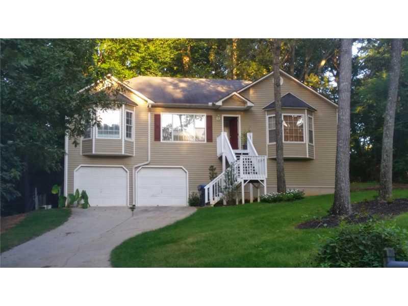 2831 Windridge Dr, Acworth, GA 30102