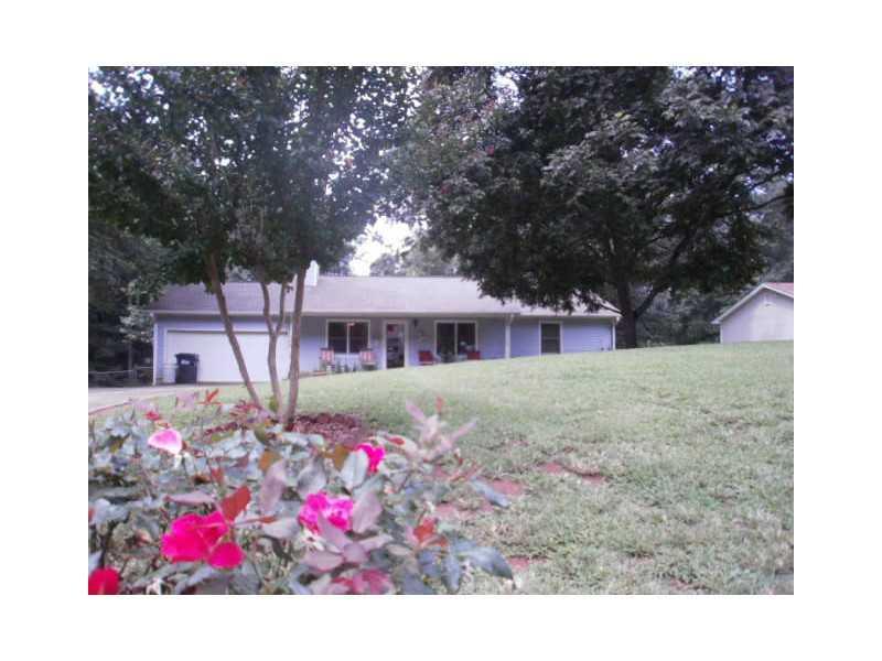 315 Bakers Bridge Cir., Douglasville, GA 30134