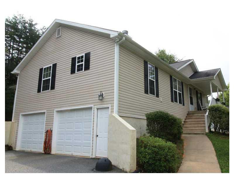 69 Shadow Hills Ln., Dawsonville, GA 30534