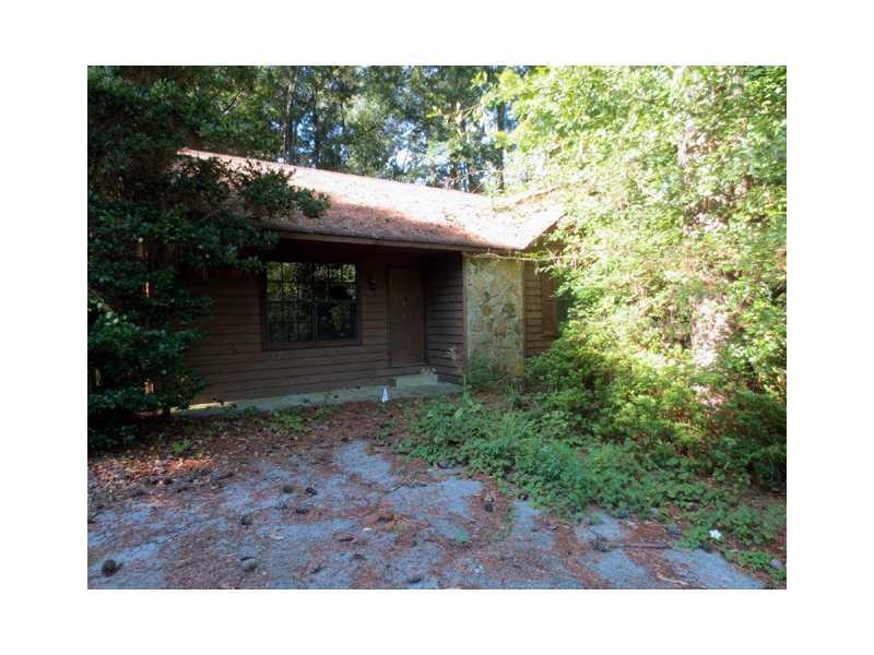 626 Penrod Pl., Lilburn, GA 30047