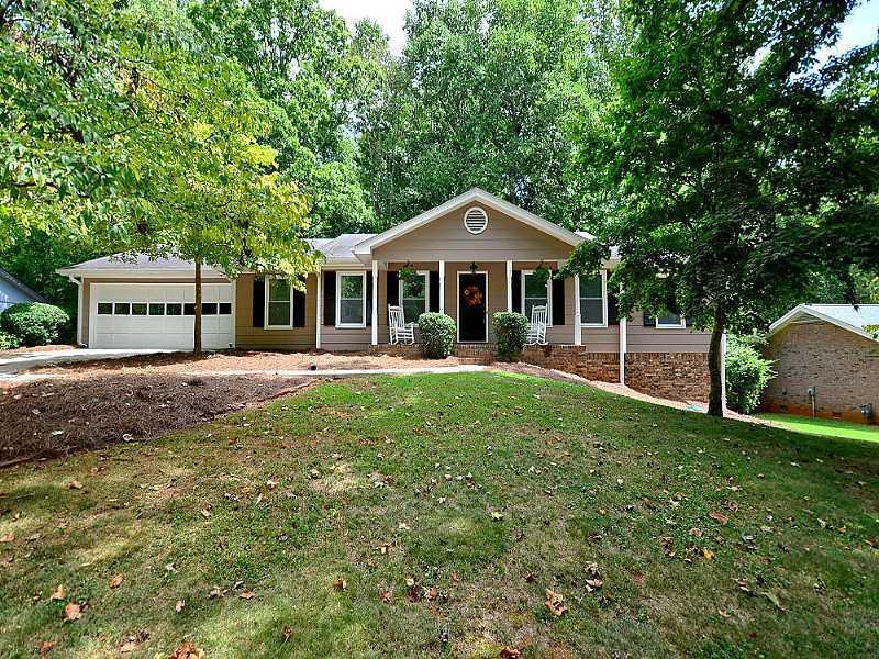 435 Wavetree Dr., Roswell, GA 30075